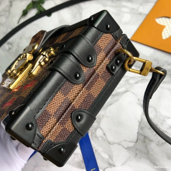 Fake Louis Bags PETITE LOUIS VUITTON MALLE 0824